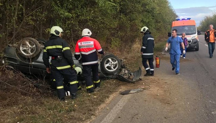 В автомобила са пътували три жени и едно дете