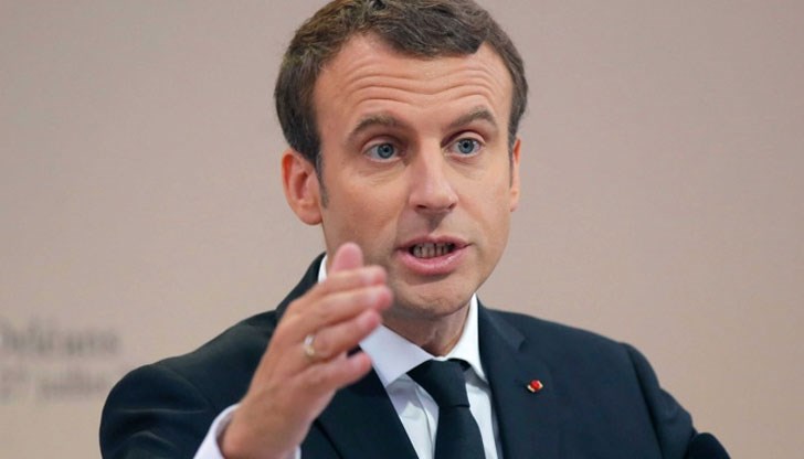 Френският президент предизвика огромен шум с интервю, което даде за консервативното списание „Велю актуел“