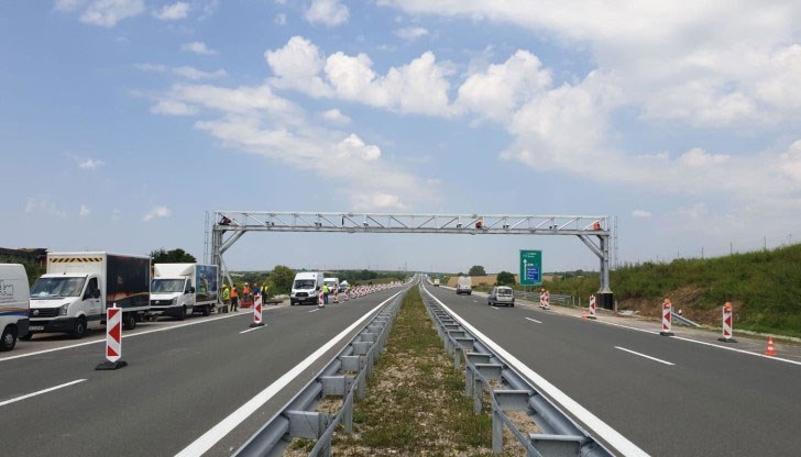 В България въвеждаме модел на смесена система за таксуване, заяви проф. Олег Асенов В България въвеждаме модел на смесена система за таксуване, заяви проф. Олег Асенов