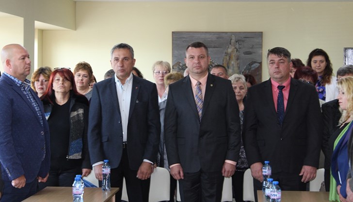 В местния парламент влизат общо 13 общинска съветника