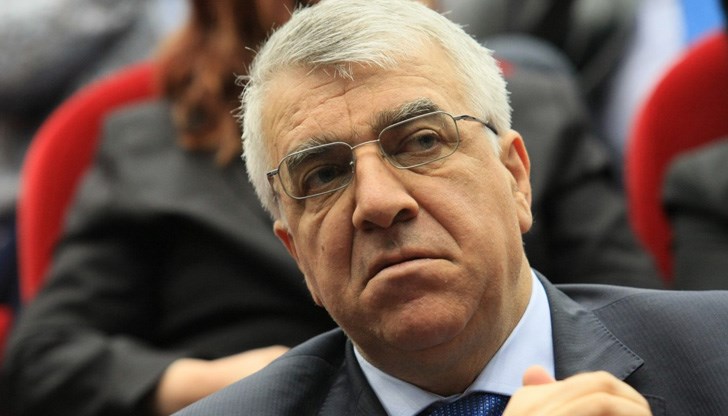 Така се решава демографския проблем