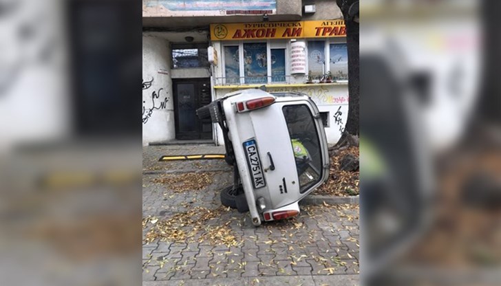 Не е ясно кой е собственикът на автомобила