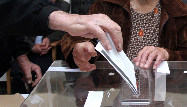 Квадратчето "Не подкрепям никого" няма да повлияе на резултата на всеки от кандидатите