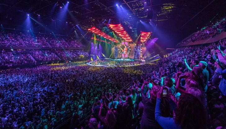 Освен България, която след едногодишен пропуск, ще се завърне на сцената на Евровизия, към музикалното състезание се завръща и Украйна