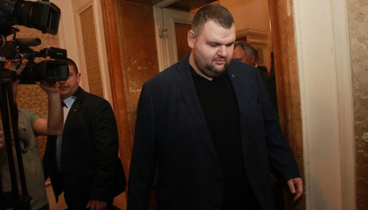 Обвиненият в шпионаж разказва за среща с депутата и банкера Цветан Василев