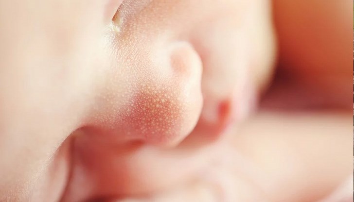 Бебето с най- ниско тегло е 800 грама