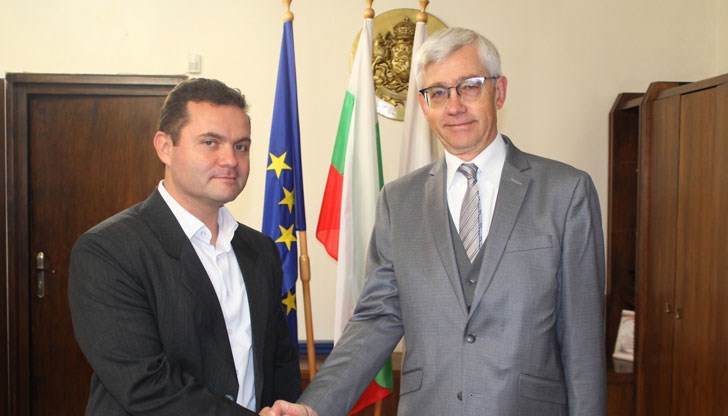 Руският дипломат пожела на Пенчо Милков успех, благополучие и ползотворен мандат Руският дипломат пожела на Пенчо Милков успех, благополучие и ползотворен мандат