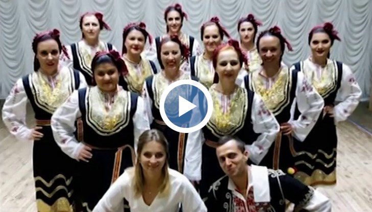 На летището танцьорите трябвало да решат - обратен полет или бежански лагер