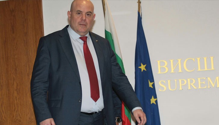 Мракобесието тепърва започва Мракобесието тепърва започва