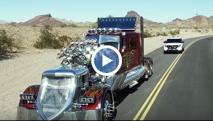 Уникалният влекач, тежащ 13 тона не разчита на спирачки, а на 4-ри парашута