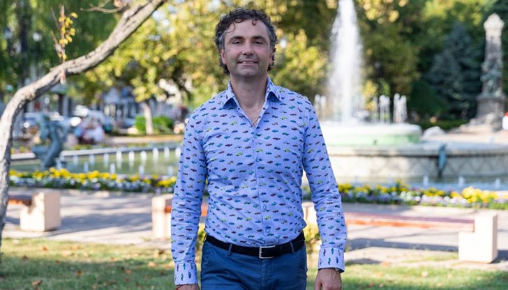 Андриан Райков е последвал примера му