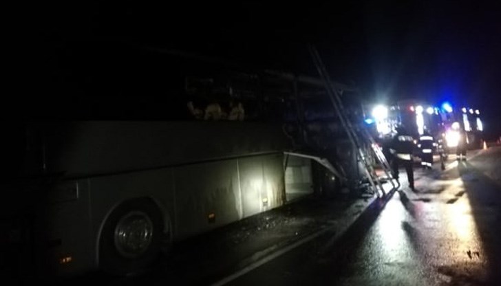 В превозното средство е имало 51 пътници