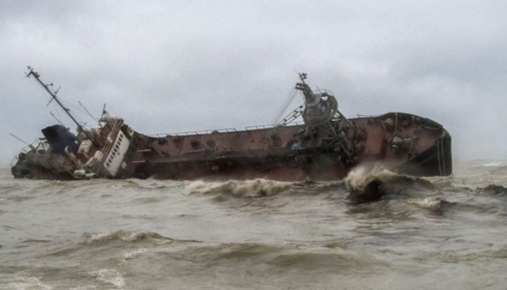 Силна буря предизвика инцидент край Украйна