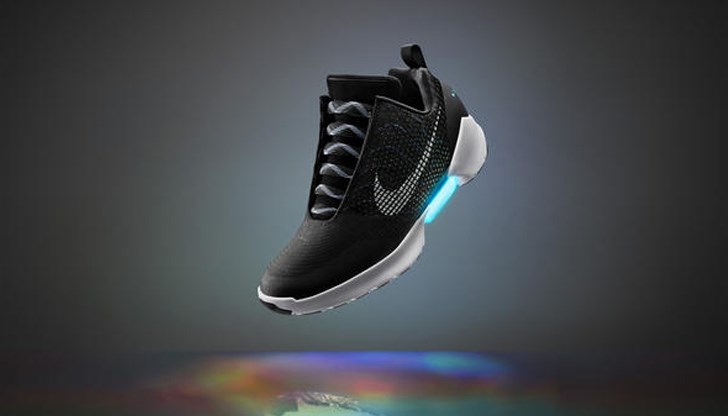 Гигантът за спортни дрехи ще търси директен контакт с клиентите си Гигантът за спортни дрехи ще търси директен контакт с клиентите си