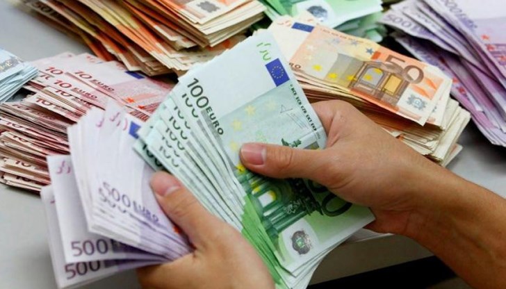 За първи път парите, които българските емигранти изпращат у дома, надминаха 1 милиард евро