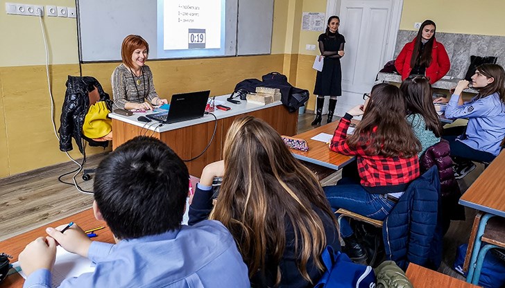 Лекциите, изнасяни от съдии от Окръжен съд – Русе ще станат достъпни за учениците чрез интерактивен уебсайт