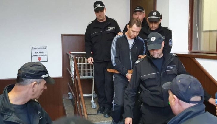 Оставиха в ареста мъжа, обвинен за двойното убийство в Пловдив