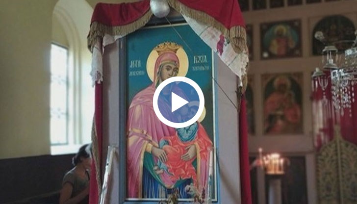 В църквата в село Пепелина са се съхранявали ценни икони
