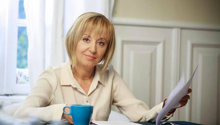 Мая Манолова и Слави Трифонов може да са в един отбор за следващите парламентарни избори Мая Манолова и Слави Трифонов може да са в един отбор за следващите парламентарни избори