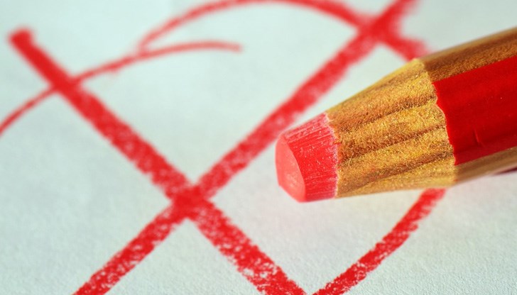 Единствената форма на демокрация е референдуми!