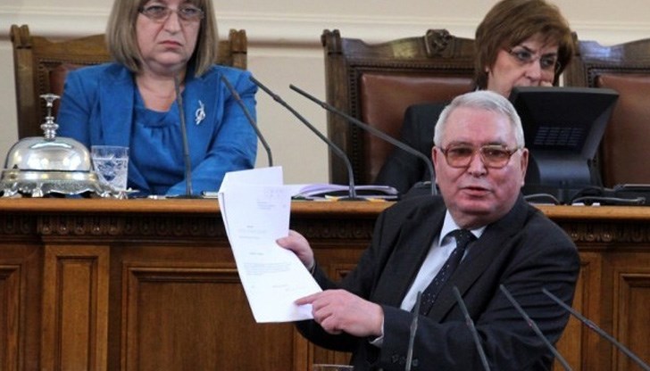 Поклон пред паметта му! Поклон пред паметта му!