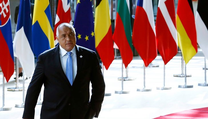 По милиард и четиристотин милиона лева на година ще плащаме за огромното удоволствие да се подчиняваме на Брюксел По милиард и четиристотин милиона лева на година ще плащаме за огромното удоволствие да се подчиняваме на Брюксел