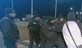 Сблъсък между протестиращи и полиция в Перник