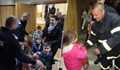 Дядо Коледа зарадва децата на служители на МВР - Русе