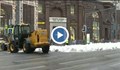 В Москва докараха сняг с камиони