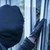 Крадец проникна в апартамент в блок "Добруджа" през вратата на терасата