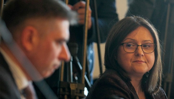 Тя освобождава поста от 6 януари, но остава прокурор във Върховната касационна прокуратура