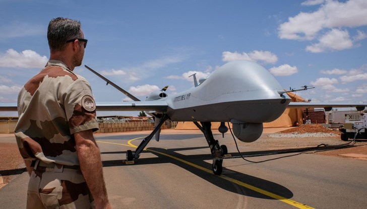 Министерството на отбраната в Париж съобщи, че за първи път Франция е нанесла удар с въоръжен безпилотен самолет