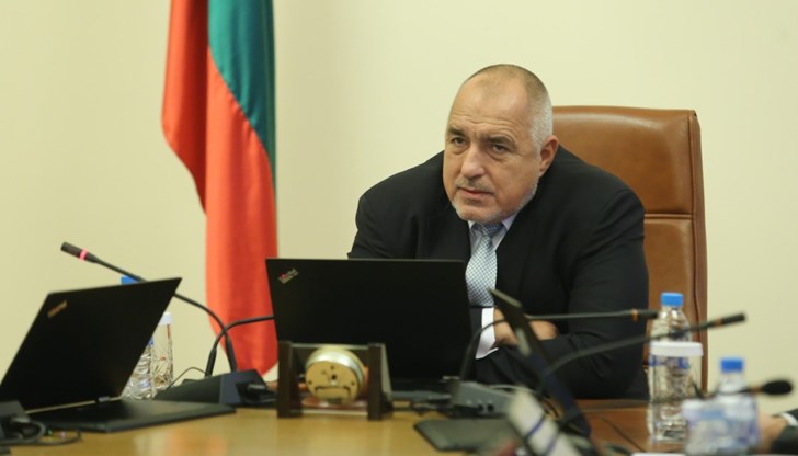 Премиерът постави срок до 15 януари да заработи ТОЛ системата