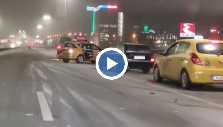 Около 10 коли са се блъснали