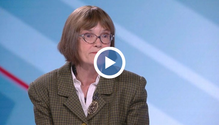 Според нея лекарите няма как да преценят как ще се развие заболяването на момченцето в следващите часове, заяви дългогодишният шеф на Клиниката по детска анестезиология в „Пирогов”