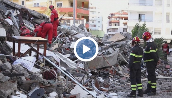 След силния трус 11 000 сгради бяха повредени, а без подслон останаха 3000 души