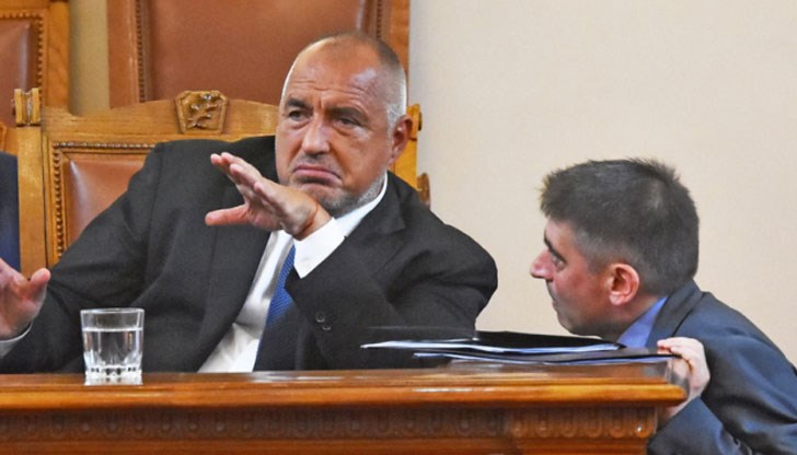 Много съм далеч от интелекта на Барни Ръбъла и затова не мога да разбера логиката на това безумие