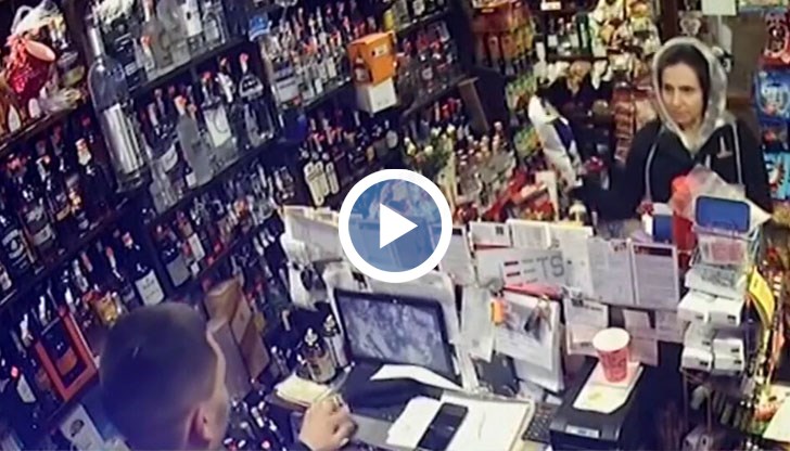 Тя опитала да заблуди продавача с пакет пуканки