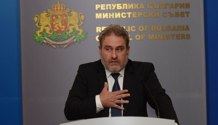 Обещанията на културното ведомство се оказаха поредният надут балон Обещанията на културното ведомство се оказаха поредният надут балон