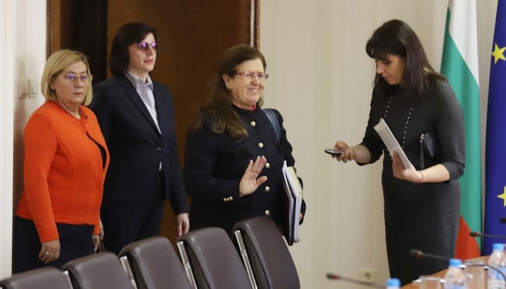 Гласували си допълнителни пари, защото през 2019 г. се проведоха два вида избори