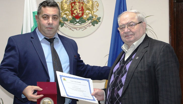 Наградата е за съществен принос в развитието на културата и изкуството в региона