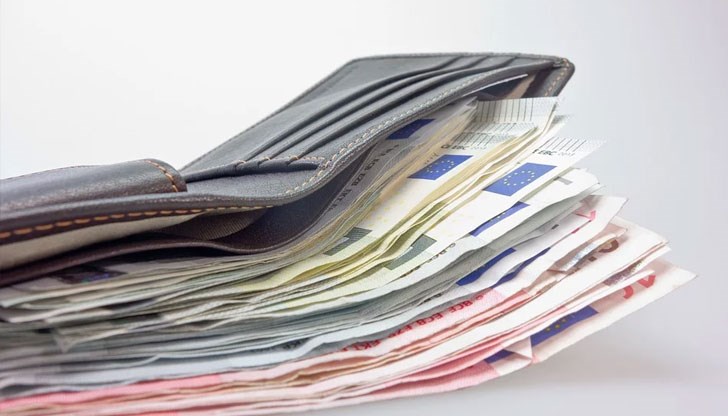 Той отказал награда от собственика й „защото било Коледа“, пише полицията в Крефелд Той отказал награда от собственика й „защото било Коледа“, пише полицията в Крефелд