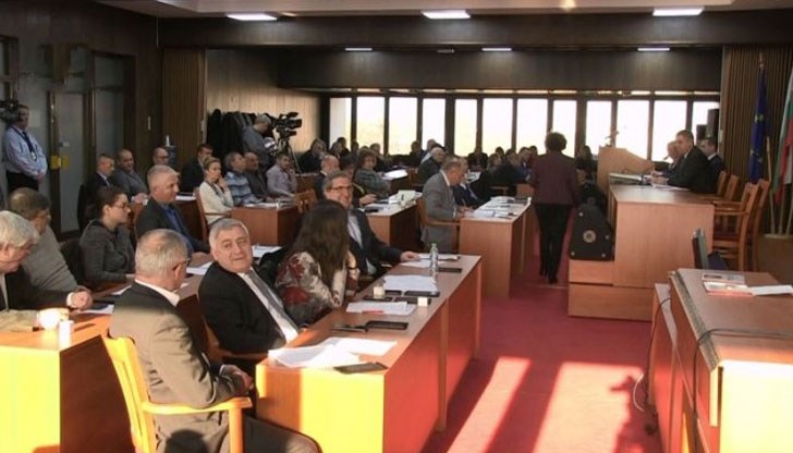 Така комисиите станаха 13 Така комисиите станаха 13