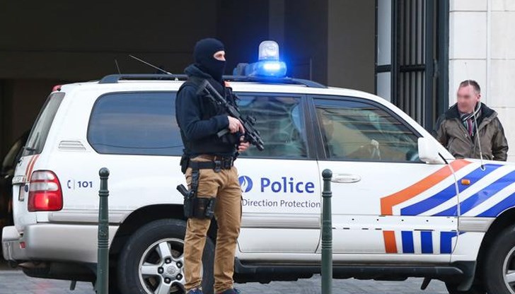 Българите крадели техника, която продавали в сайтове за стоки втора употреба Българите крадели техника, която продавали в сайтове за стоки втора употреба