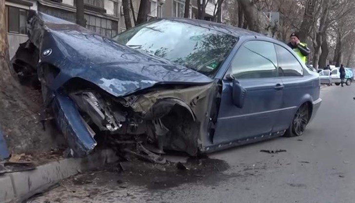 Шофьорът свалил номерата на колата и избягал / Снимката е илюстративна Шофьорът свалил номерата на колата и избягал / Снимката е илюстративна