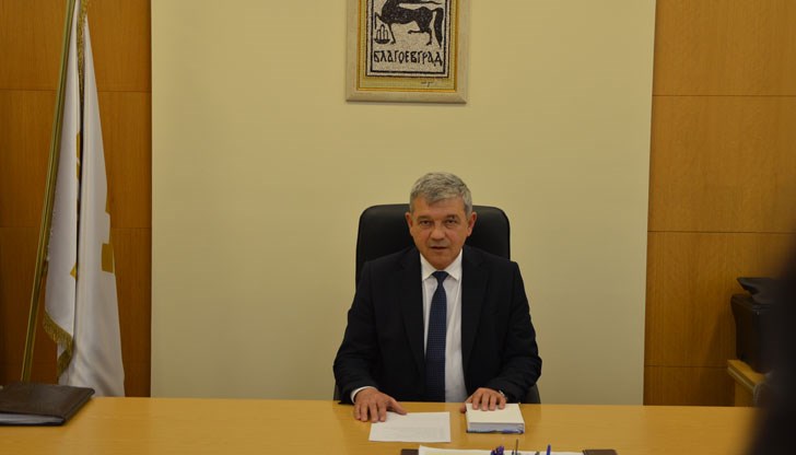 Румен Томов не е спазил законовия срок за заличаване на фирмата си и не е уведомил общинския съвет за предприетите от него действия Румен Томов не е спазил законовия срок за заличаване на фирмата си и не е уведомил общинския съвет за предприетите от него действия