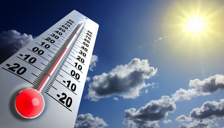 Мъглите в повечето райони ще се разсеят, а от запад ще започне ново увеличение на облачността Мъглите в повечето райони ще се разсеят, а от запад ще започне ново увеличение на облачността