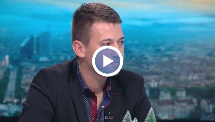 Уникалното е, че успява без нужната апаратура