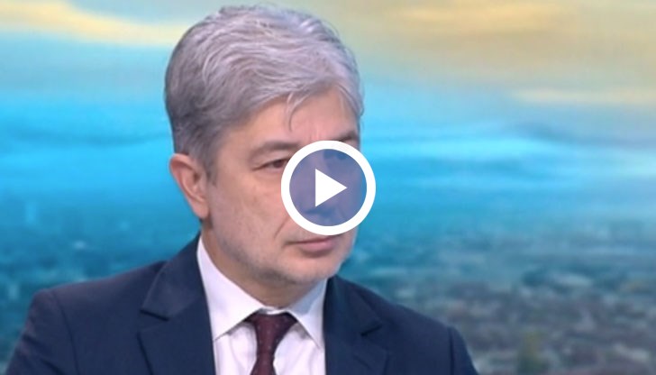 Няма незаконна тръба от яз. „Студена”, има нерегламентирано източване, заяви екоминистърът