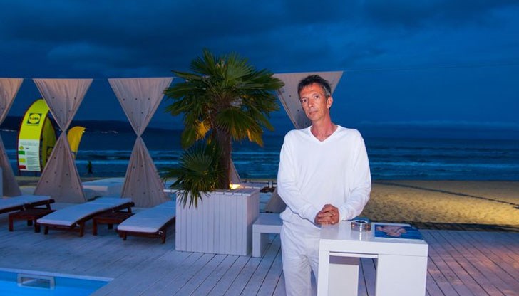 Известният журналист е бил открит мъртъв в дома си Известният журналист е бил открит мъртъв в дома си